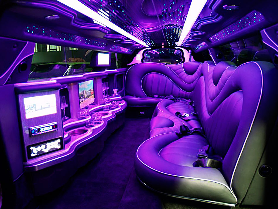 white-perth-limousines-chrysler-12-passenger-bellagio-limousines