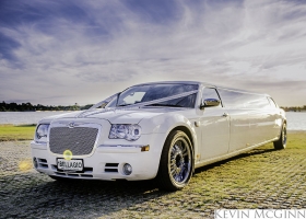 Limo-Hire-Perth-White-Chrysler-Limousines-Bellagio-Limousines-Perth002.jpg