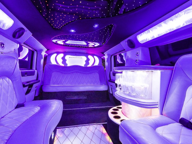 Hire a White Hummer 16 Passenger Limousine from Bellagio Limousines